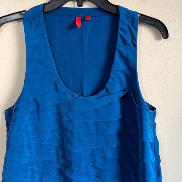 5/48 medium blue tank top - Picture 2 of 4